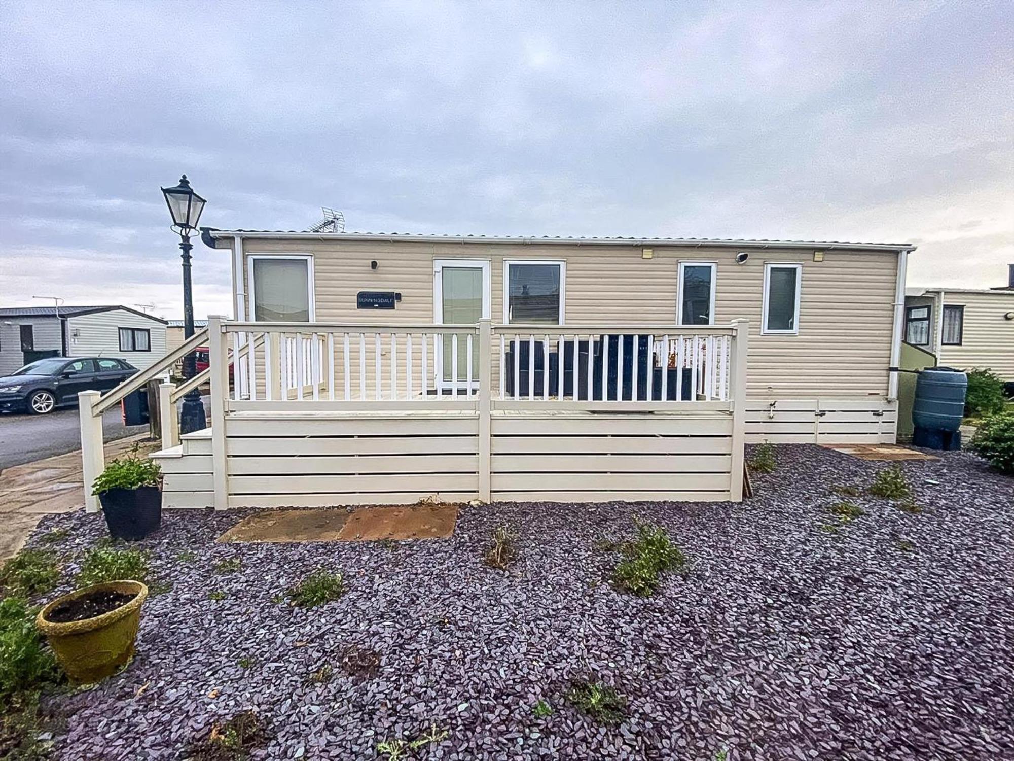 Lovely 6 Berth Caravan With Decking And Wifi In Kent, Ref 47017C Hotel Whitstable Kültér fotó