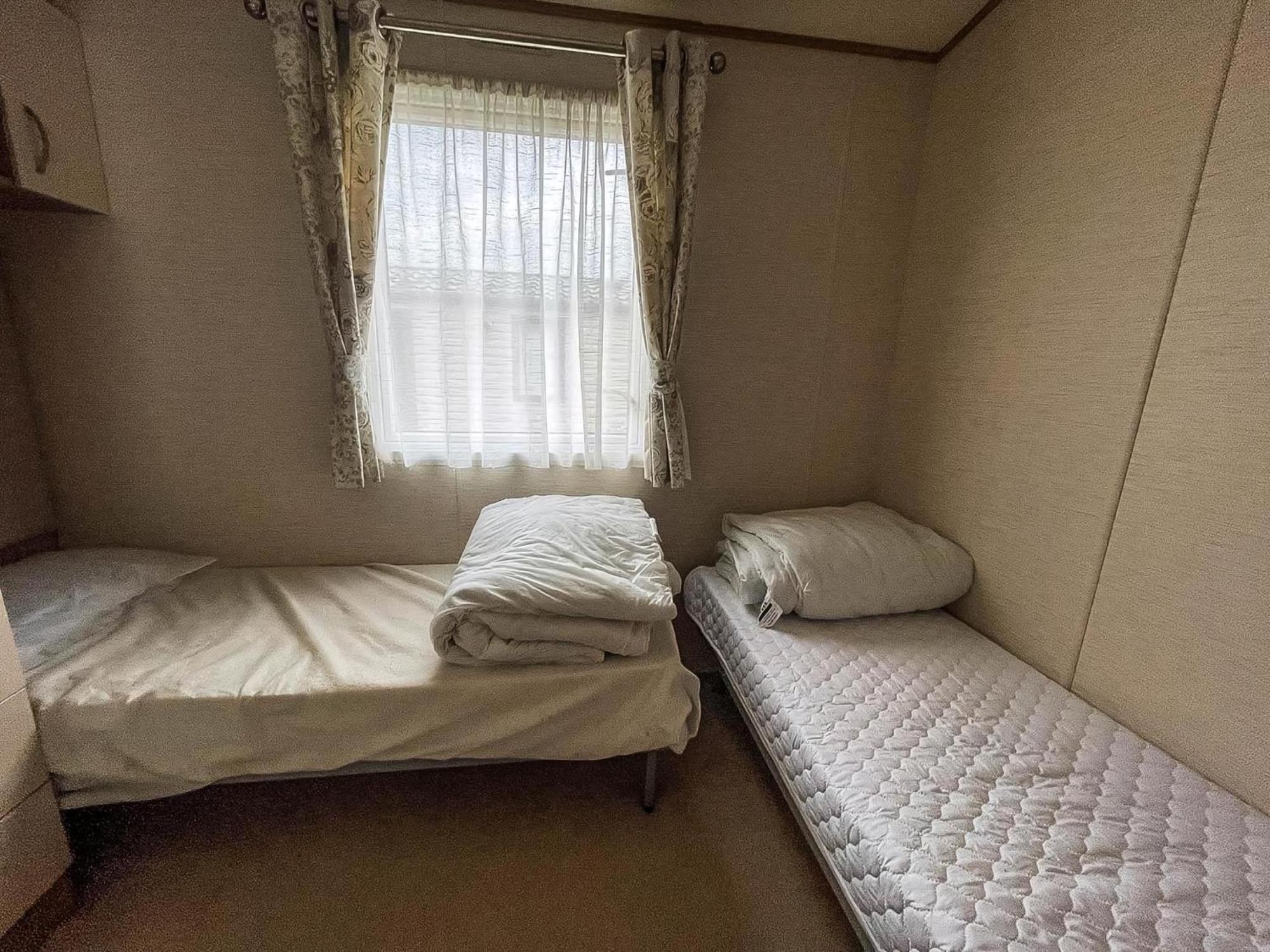 Lovely 6 Berth Caravan With Decking And Wifi In Kent, Ref 47017C Hotel Whitstable Kültér fotó