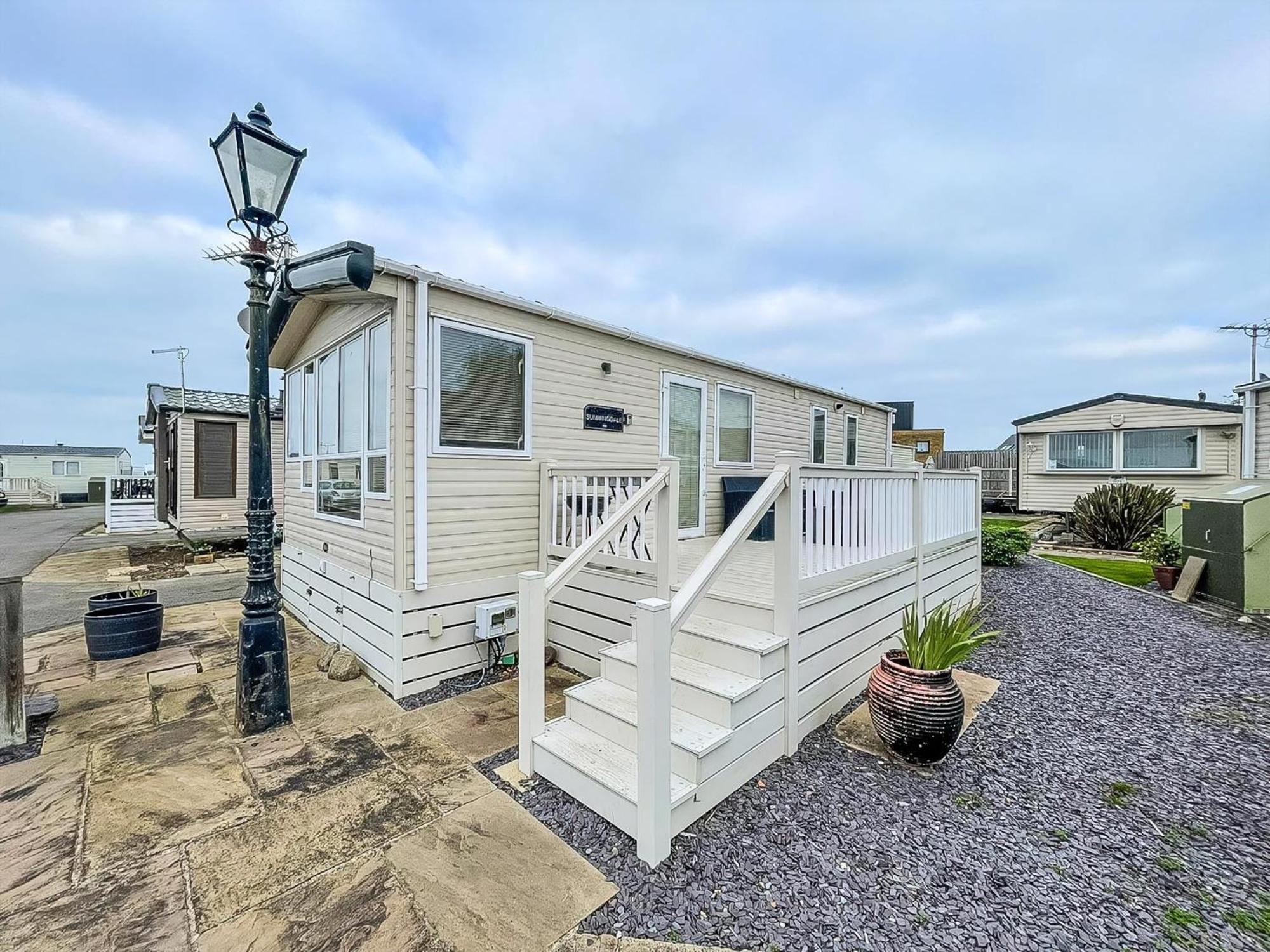 Lovely 6 Berth Caravan With Decking And Wifi In Kent, Ref 47017C Hotel Whitstable Kültér fotó